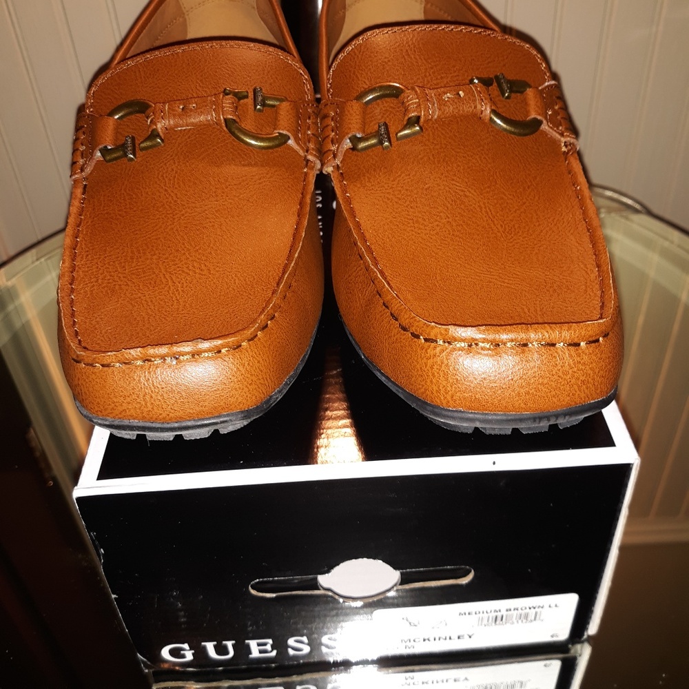Medium Brown Guess McKinley Drivers (Never Worn)